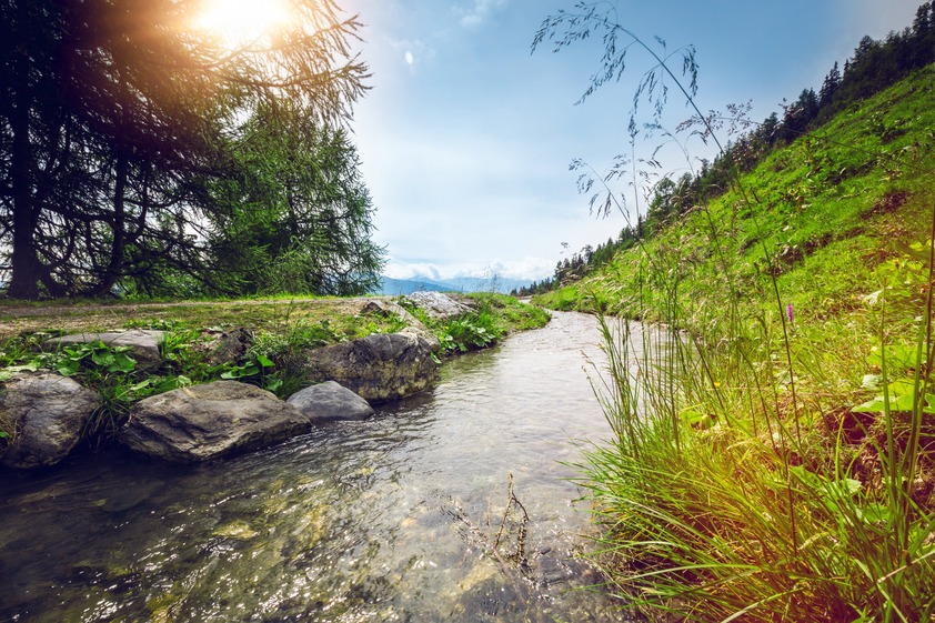 Monitoring the flow rate of bisse irrigation channels