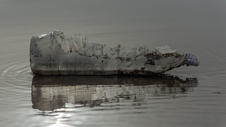 How much microplastics is there in Swiss rivers and lakes?